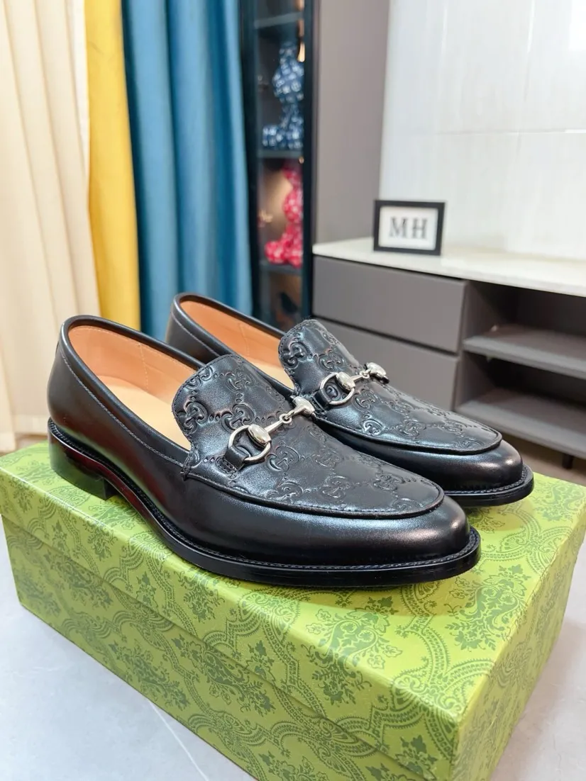 Men's Men's Shoes 💰520🌹🌹【GUCCI】The most popular classic Gucci leather shoes. Synchronized with the official website, the upper is made of Italian first-layer cowhide ➕cowhide lining, with unique brand and unique craftsmanship. Highlighting the hot style of the new year. Stop hesitating, stop wandering, get it now. Number: 38--44